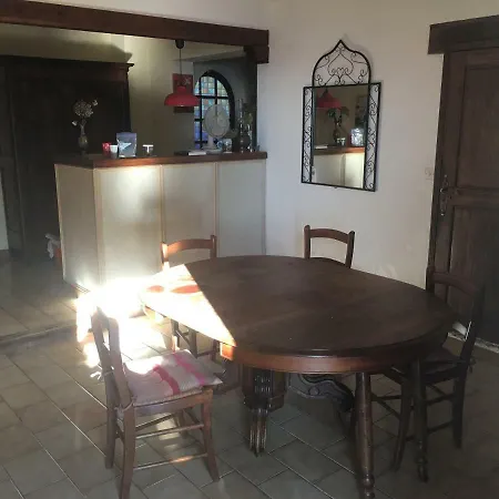 Hébergement de vacances U Parasu Santa-Maria-Figaniella