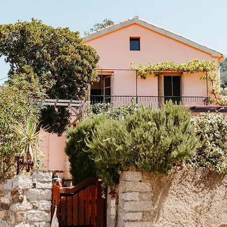 U Parasu Дом отдыха Santa-Maria-Figaniella