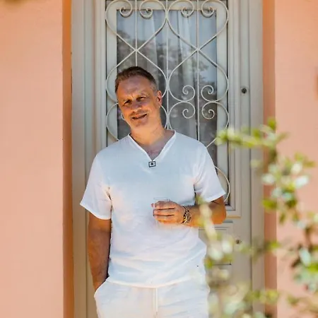 Semesterbostad U Parasu *