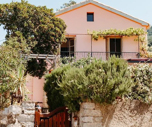 U Parasu Tatil Evi Santa-Maria-Figaniella