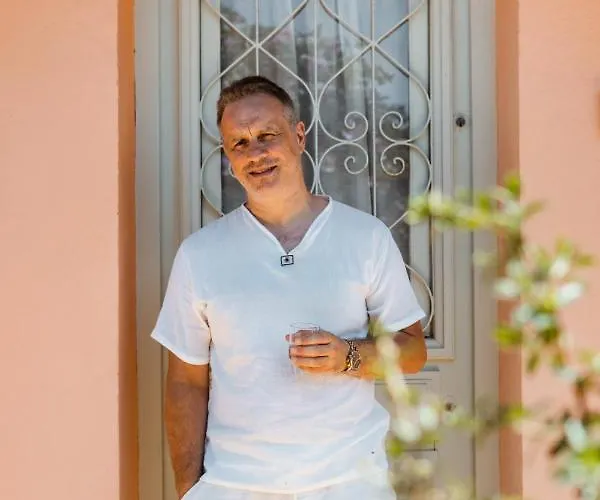 Tatil Evi U Parasu *